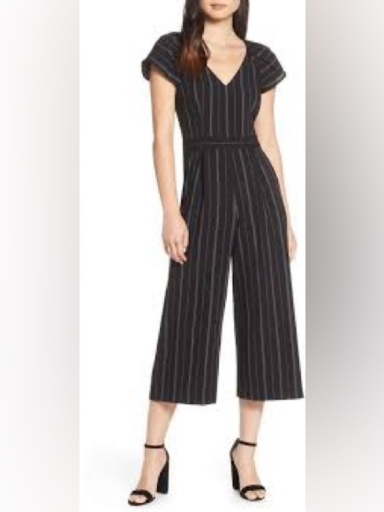 Chelsea28 Pants - Chelsea 28 Navy Pinstripe V-Neck Wide-Leg Jumpsuit Manteau